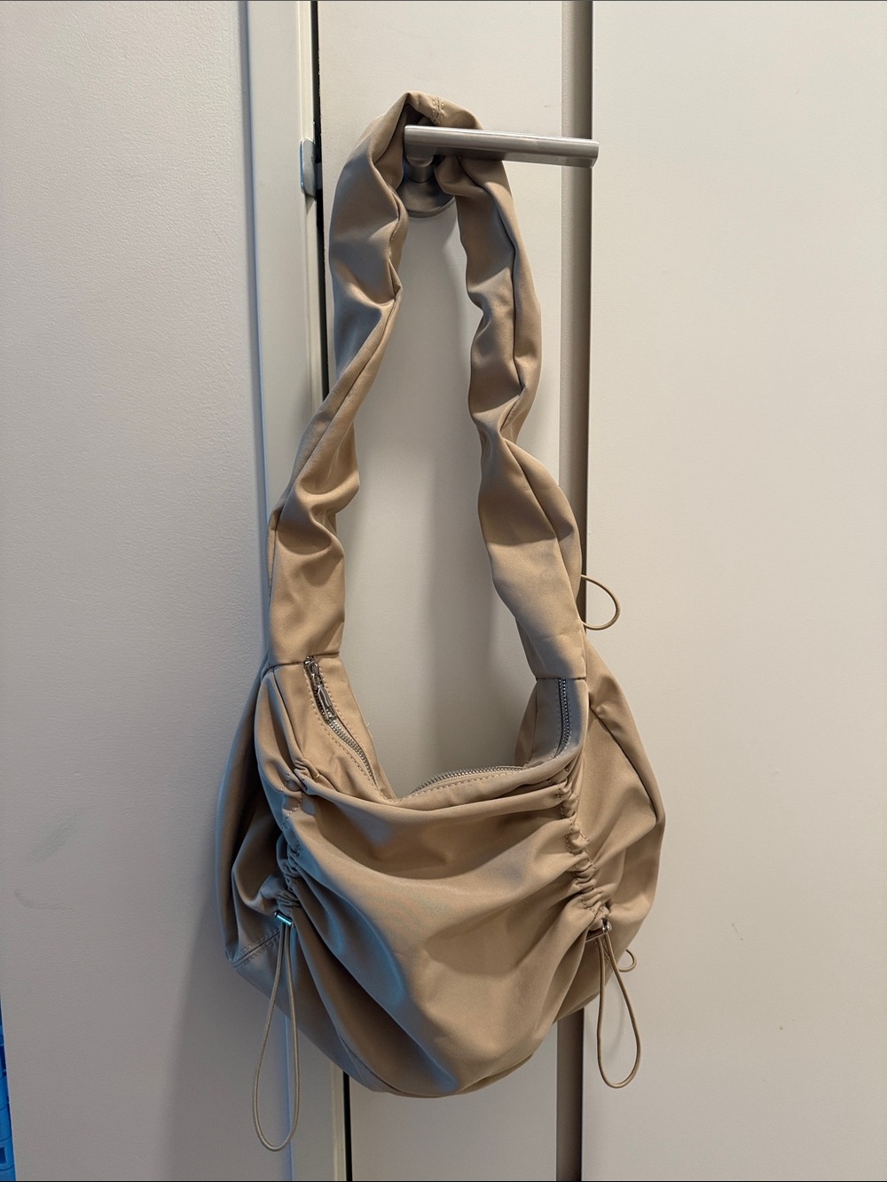 Sling bag